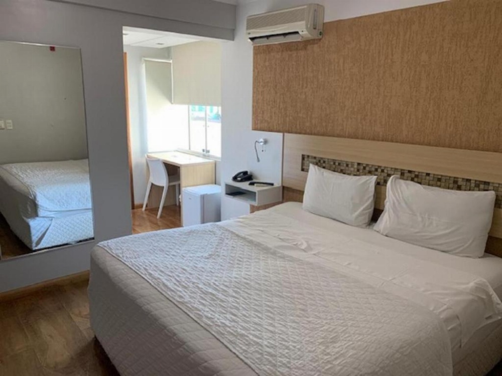Room 8