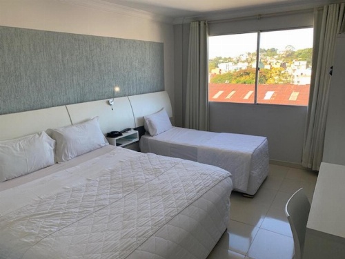 Emirates Hotel & Suites image 35